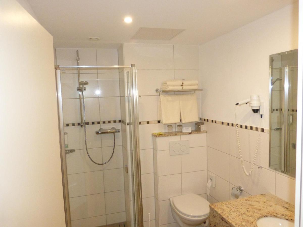 Hotel Roshop Barnstorf Luaran gambar