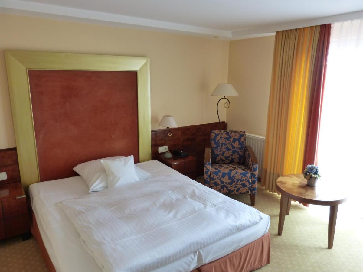 Hotel Roshop Barnstorf Luaran gambar