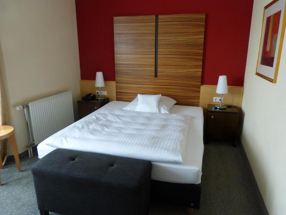 Hotel Roshop Barnstorf Luaran gambar