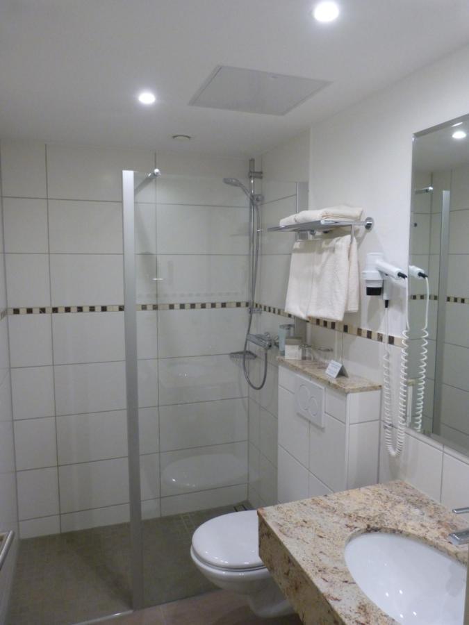 Hotel Roshop Barnstorf Luaran gambar