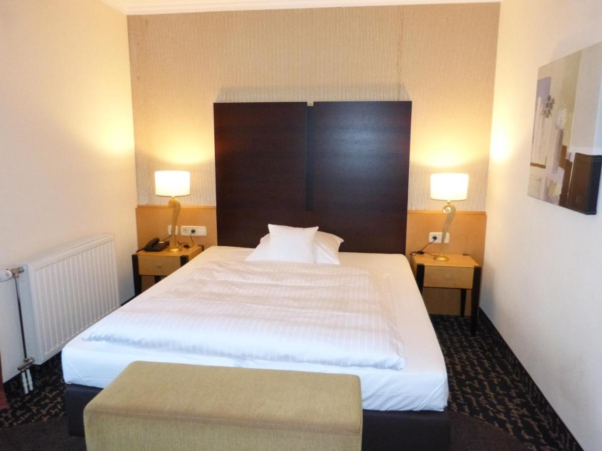 Hotel Roshop Barnstorf Luaran gambar